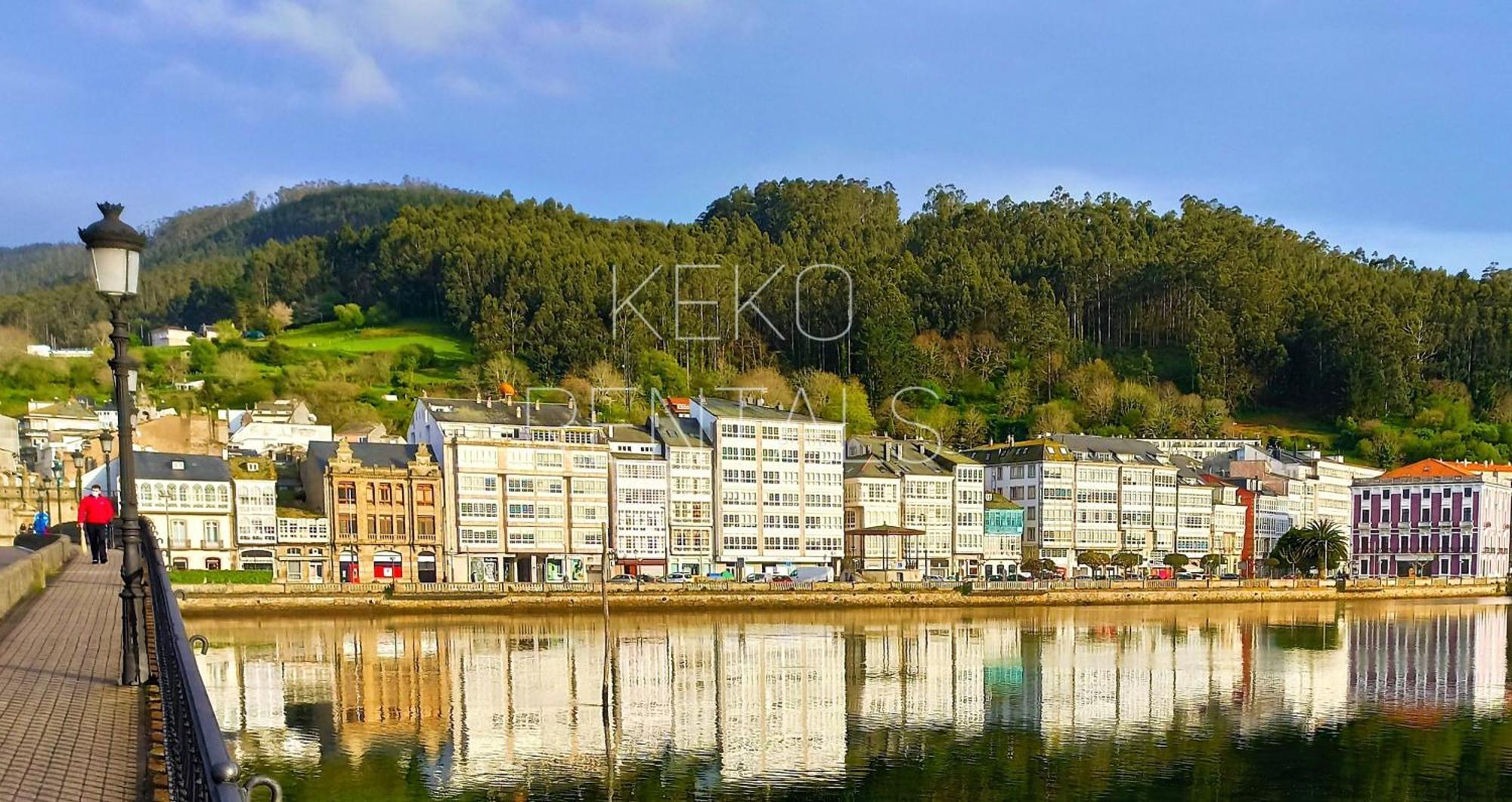 Yellow House Viveiro Esterno foto